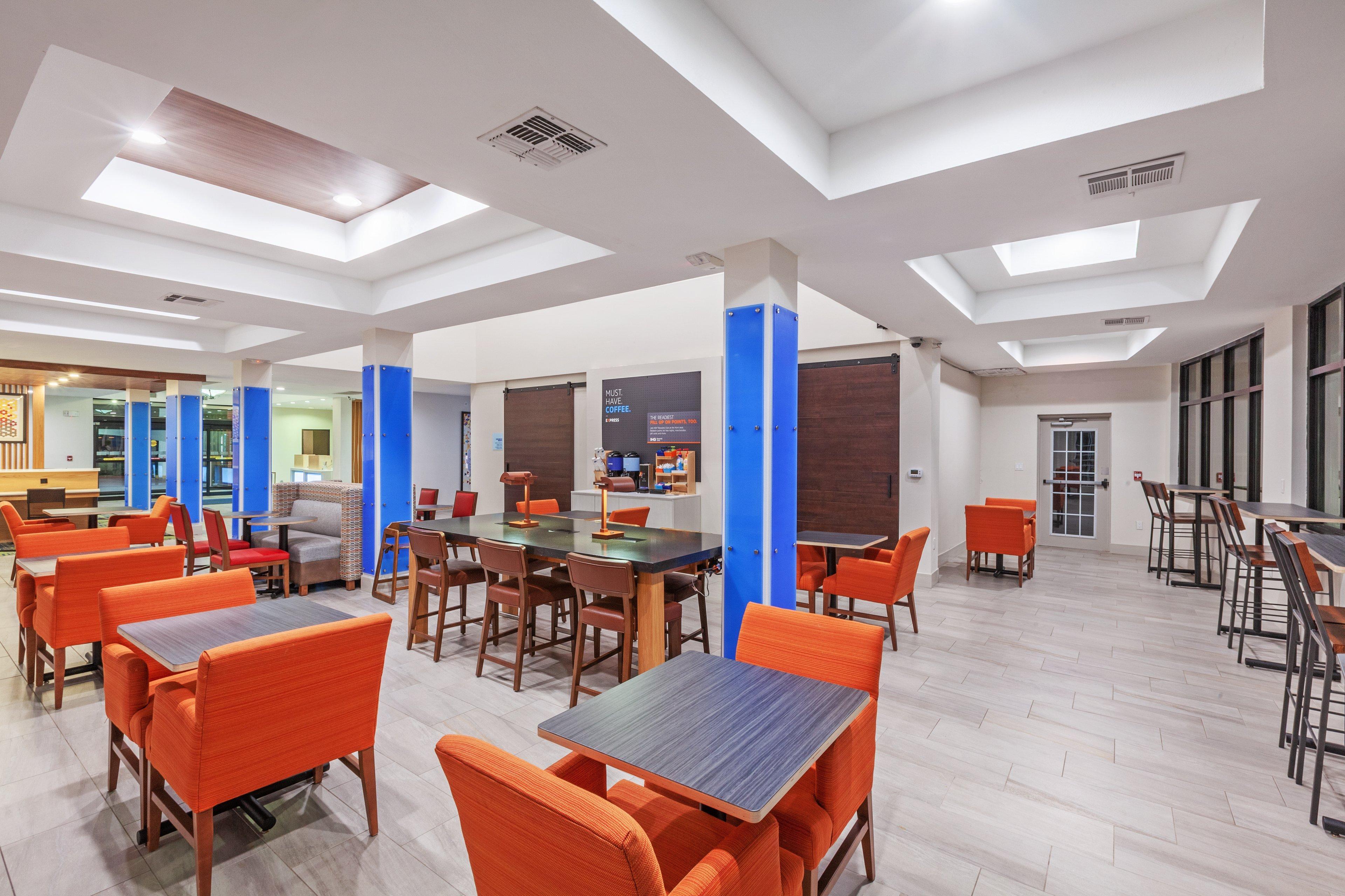 Holiday Inn Express Hotel And Suites Orange, An Ihg Hotel Exterior foto